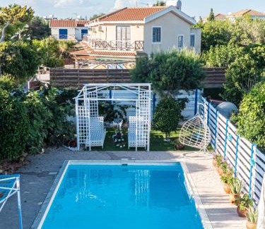 Pervolia Villa | Greek Island Style 2 bedroom Villa with Pool next to the Sea