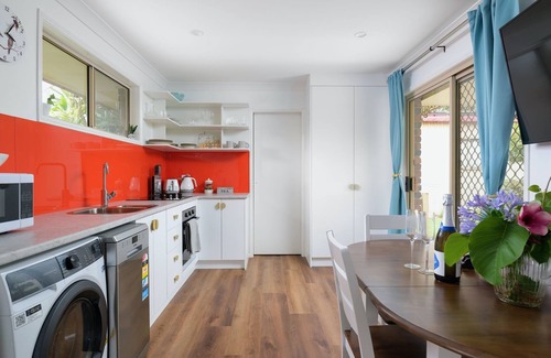 East Deep Creek Cottage | Green Acres Cottage -'Getaway' - East Deep Creek