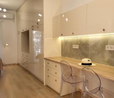 Varkiza Appartement | Green apartment-center of Varkiza resort