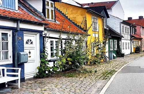 Aalborg Midtby Copropriété | Green Brook Suite in Central Aalborg