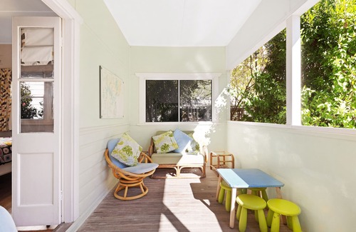 Patonga Maison | Green Cottage: paradis de vacances familiales au bord de l'eau, ponton privé et accès routier
