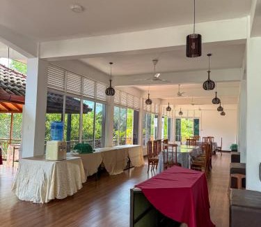 Manmunai North Hôtel | Green Garden Hotel