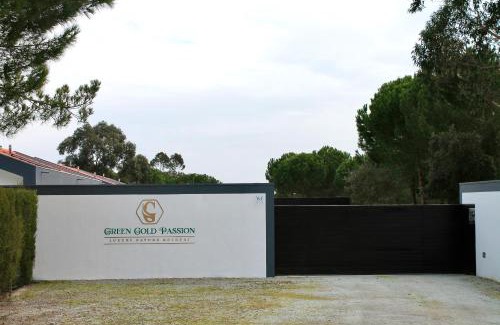 Santo Estevao Maison | Green Gold Passion