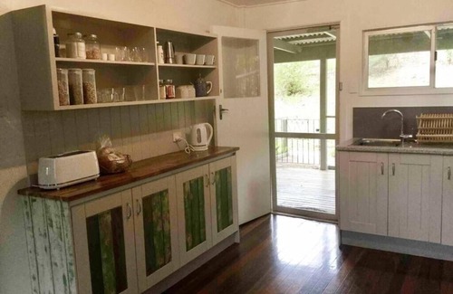 Kin Kin Maison | Green Hill Cottage, Heart of Noosa Hinterland