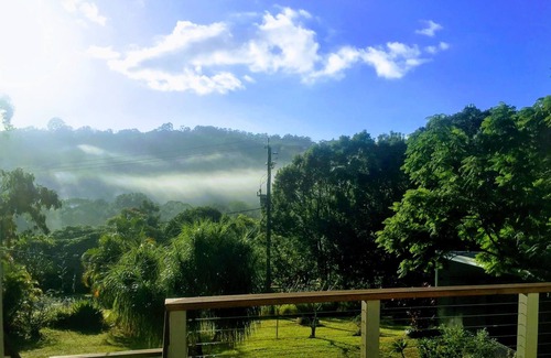 Kin Kin Maison | Green Hill Cottage, Heart of Noosa Hinterland