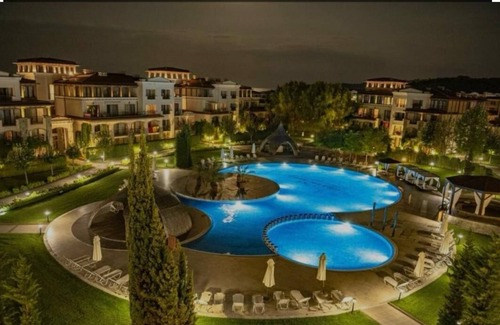 Sozopol Appartement | Green Life Beach Resort Sozopol, 1 sea line, 4 pools, 2 playgrounds, tenis,
