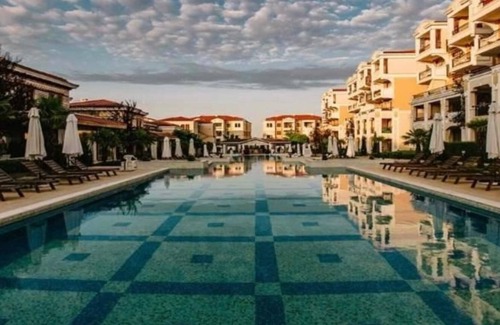 Sozopol Appartement | Green Life Beach Resort Sozopol, 1 sea line, 4 pools, 2 playgrounds, tenis,