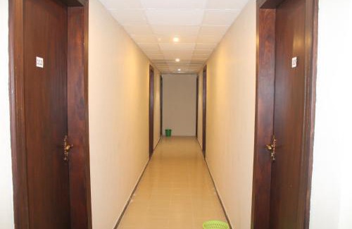 Wellawatta North Hôtel | Green Palace Colombo
