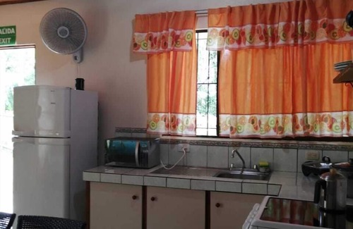 Cahuita Cabine | Studio familial vert