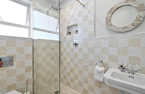 Green Point Appartement | Green Point 8th-Floor Stay with Stunning Views