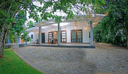 Bope-Poddala Hôtel | Green Residencies