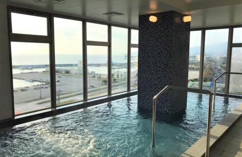 Nago Hôtel | Green Rich Hotel Okinawa Nago (Artificial hot spring Futamata Yunohana)