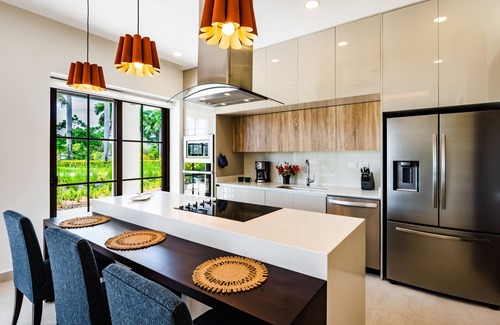 Tamarindo Villa | May Specials Ocean View 4bd - Walk to Pool & Beach with Beach Club Access