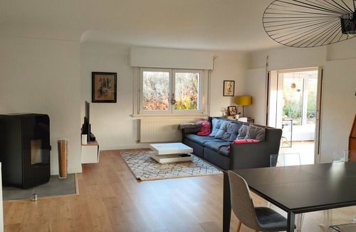 Chantraine Maison | Maison de ville verdoyante