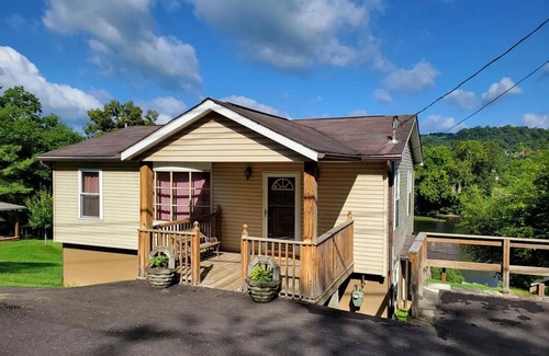 Ronceverte Maison | Greenbrier River Home With River Frontage