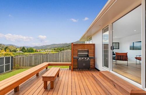 Coromandel Maison | Greenhills Charmer - Coromandel Town Holiday Home