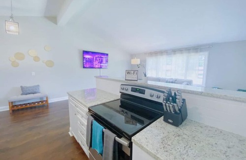 Huntsville Maison | Greenleaf (HSV) · 「Greenleaf」Stylish & Bright 4 bd / 3 ba Vacation