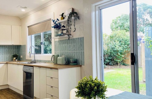 Bell Post Hill Maison | 🔆GREENVIEW🔆BFast,WiFi,Fetch🔆Walk2Pizza,Liquor
