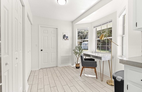 Candler Maison | Greenway Getaway Near Silver Springs, walking distance to Cross Florida Greenway