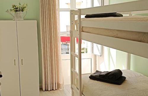 Se Appartement | Grey and Green, modern 2-bedroom apartment, AC, top location at faro's historic centre