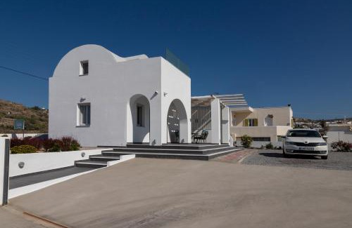 Emporio Villa | GREY DOME SANTORINI