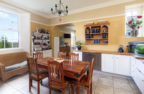 Durham Maison | Grey Gables