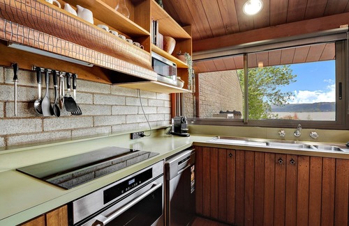 Jindabyne Appartement | Kangourou gris - sur le lac Jindabyne