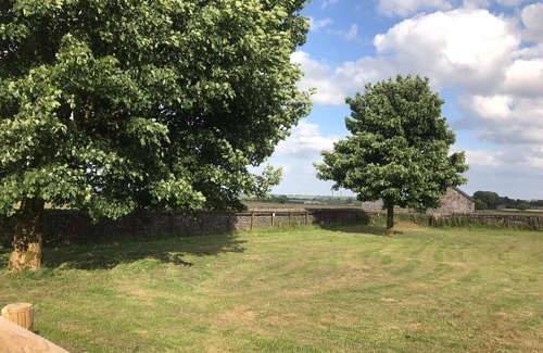 Hurdlow Maison | greystones nawab annex A1 sleeps 6