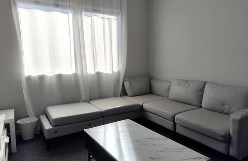 Griffin Maison | Griffin Family Stay – 4BR Modern Home