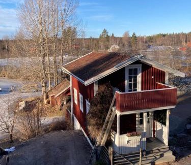 Hogbo Villa | Grindstugan Högbo