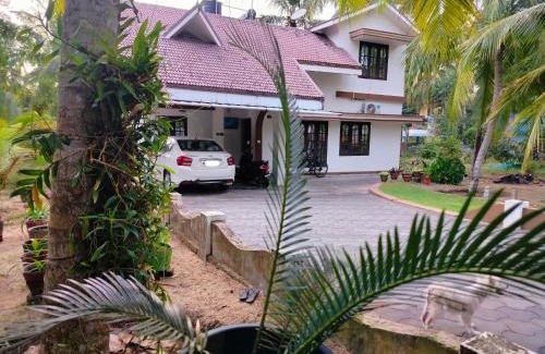 Puthenthope Maison | Gripzy Serene Abode-Kazhakuttam