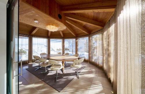 Ravaisch Cabine | Grischuna Mountain Lodge