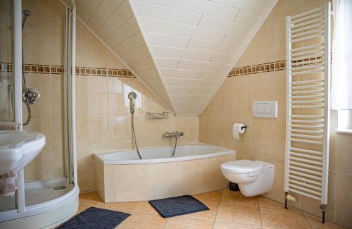 Bevern Appartement | Große Ferienoase mit Burgbergblick (ideal für Familien)
