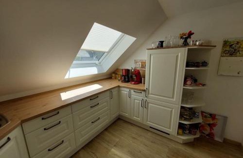 Mechernich Appartement | Große, helle Wohnung mit sonnigem Balkon