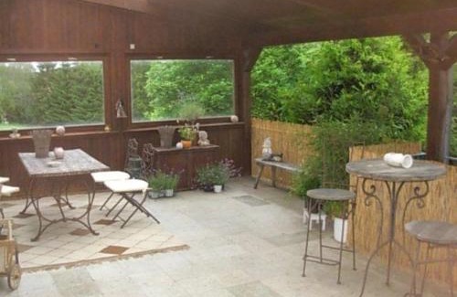 Glindfeld Appartement | Große, hundefreundliche Ferienwohnung mit großer Terrasse in Flussnähe