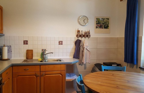 Hinrichshagen Appartement | Große Steinhauswohnung - Gästehäuser Eva-maria und Reinhard Köhler