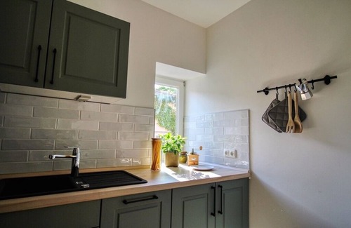Stahlbrode Appartement | Große Wohnung im Ferienhaus Makrele von 1877