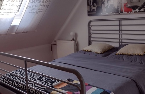 Porta Westfalica Appartement | Großzügige 40 qm Appartement mit Balkon, Direkt Unter Fernsehturm. Jakobsberg