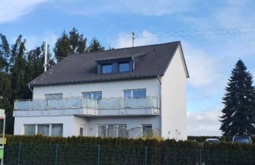 Bexbach Appartement | Großzügige DG Wohnungkehr Wiederfür 1-8 Personen Bestens Familiengeeignet