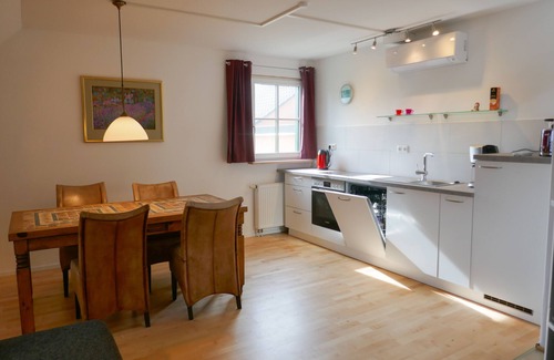Neustadt am Kulm Appartement | Großzügige Ferienwohnung am Badeweiher in der Oberpfalz