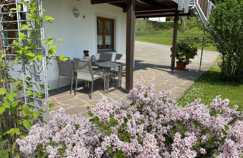 Riedenburg Appartement | Großzügige Ferienwohnung mit Terrasse