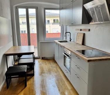 Outer Neustadt Appartement | großzügige Monteurwohnung für 6