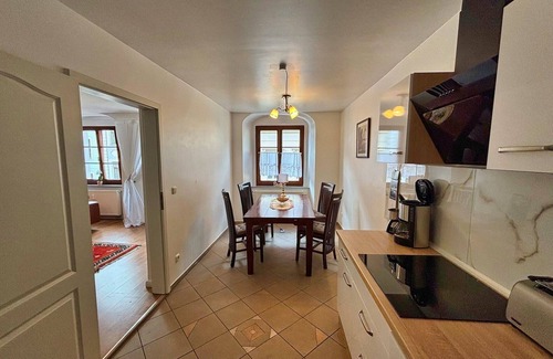 Goerlitz Appartement | Großzügige Wohnung in der Altstadt mit Balkon