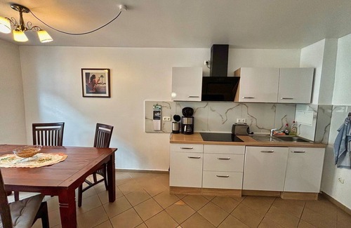 Goerlitz Appartement | Großzügige Wohnung in der Altstadt mit Balkon