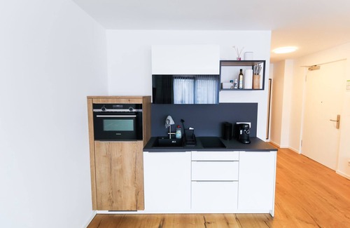 Friedrichshain Appartement | Großzügiges Apartment im 1.OG mit Lift in Berlin