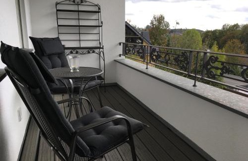 Odenthal Appartement | Großzügiges Appartement -ruhig und doch zentral