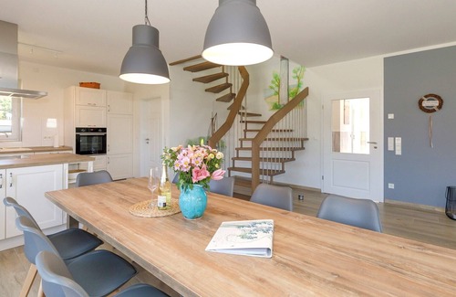 Biendorf Maison | Großzügiges Ferienhaus Küstennest für die Große Familie und Gute Freunde