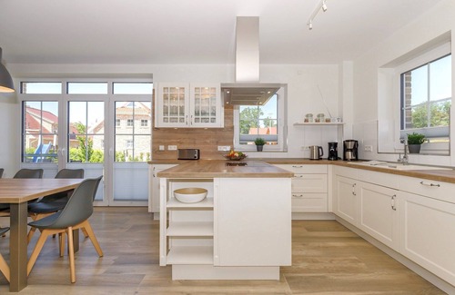 Biendorf Maison | Großzügiges Ferienhaus Küstennest für die Große Familie und Gute Freunde