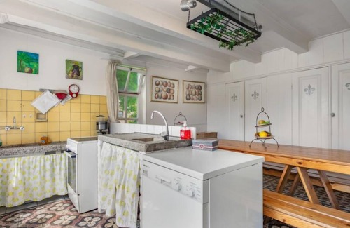 Zaamslag Maison | Groepswoning De Appelgaard by Interhome