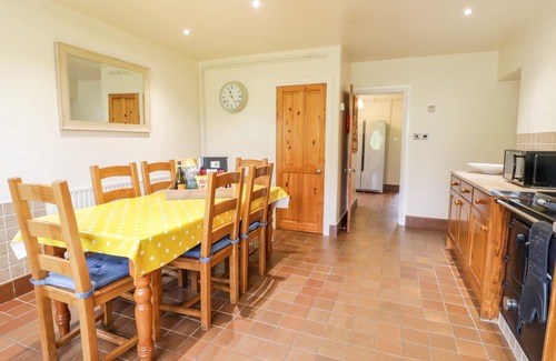 Corwen Cottage | Groes Lwyd, PENCOED